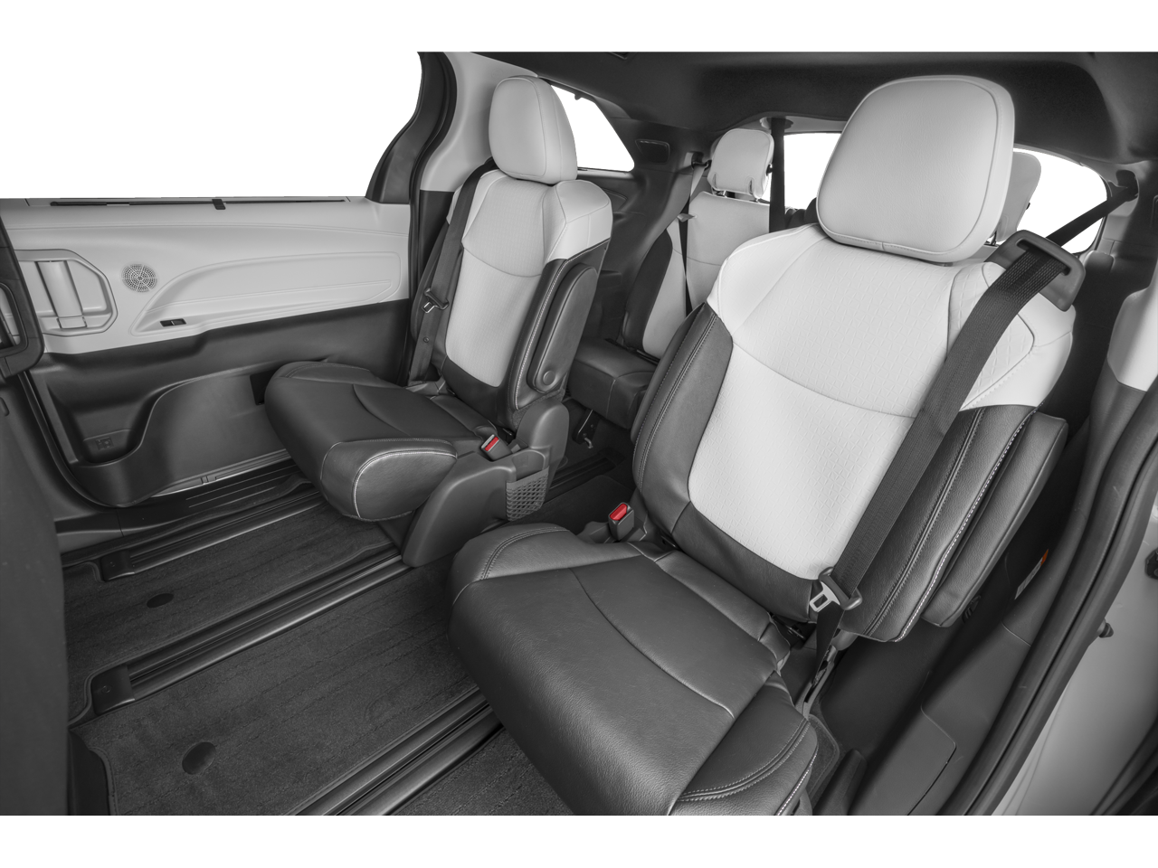 2025 Toyota Sienna XSE 7 Passenger
