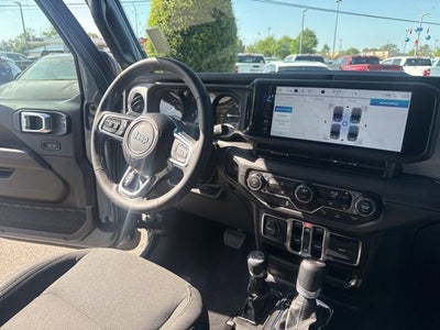 2025 Jeep Wrangler 4xe Sahara