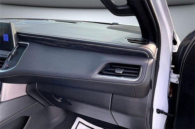 2024 GMC Yukon XL SLT