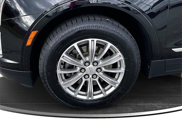 2017 Cadillac XT5 Luxury FWD