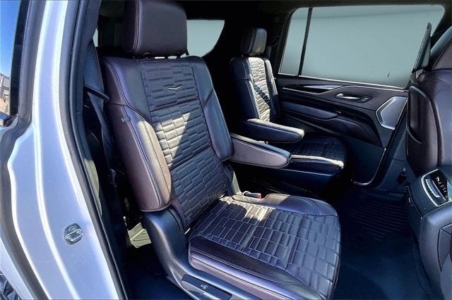 2022 Cadillac Escalade ESV Sport Platinum