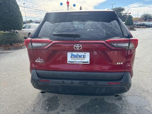 2022 Toyota RAV4 XLE