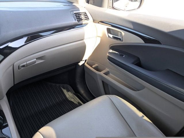 2022 Honda Pilot Touring 7-Passenger