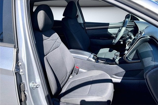 2022 Hyundai Tucson SE