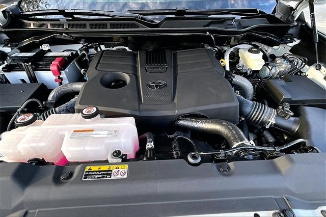 2025 Toyota Tundra 4WD SR