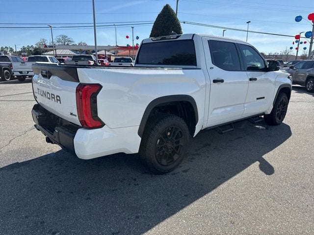 2022 Toyota Tundra 4WD SR5