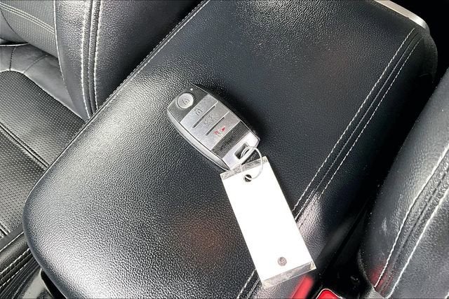 2020 Kia Sorento S V6