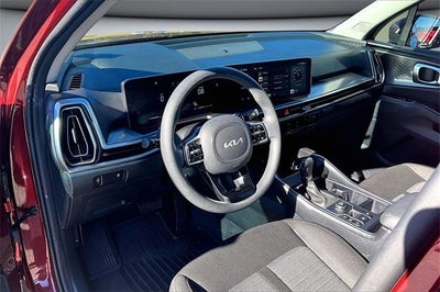 2025 Kia Sorento LX
