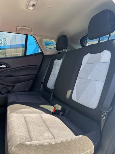 2025 Chevrolet Trax LS