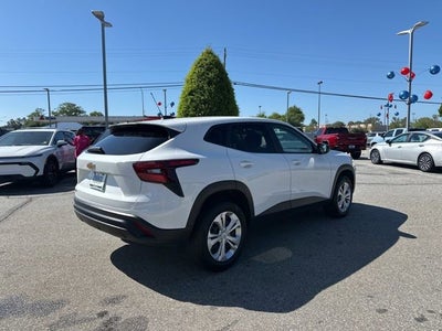 2025 Chevrolet Trax LS