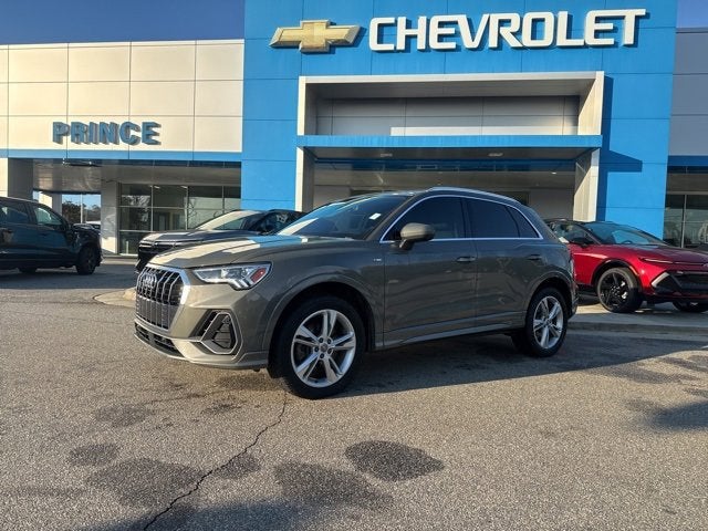 2020 Audi Q3 S line Premium Plus