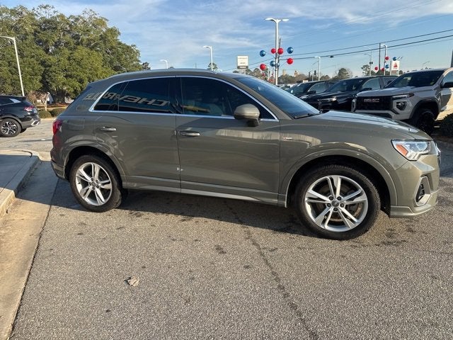2020 Audi Q3 S line Premium Plus