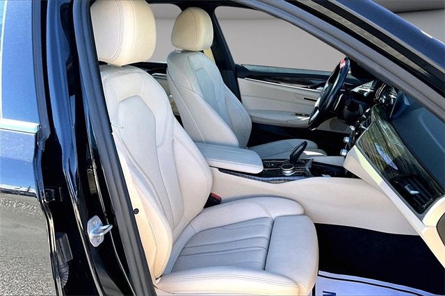 2018 BMW 5 Series 530i