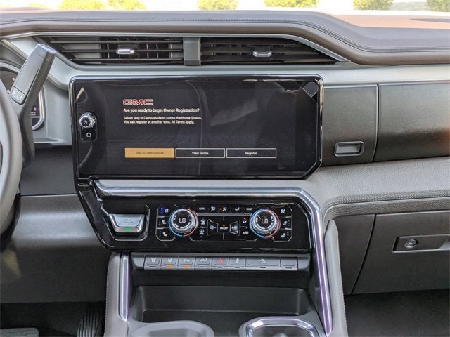 2025 GMC Sierra 2500 HD Denali