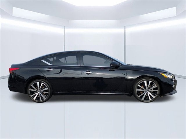 2020 Nissan Altima 2.0 Platinum