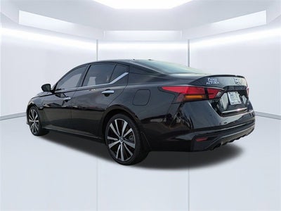 2020 Nissan Altima 2.0 Platinum