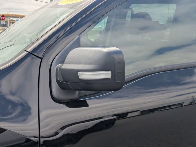 2020 Nissan Titan SV