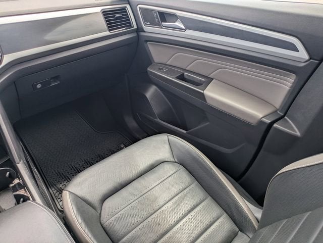 2022 Volkswagen Atlas 3.6L V6 SEL Premium R-Line