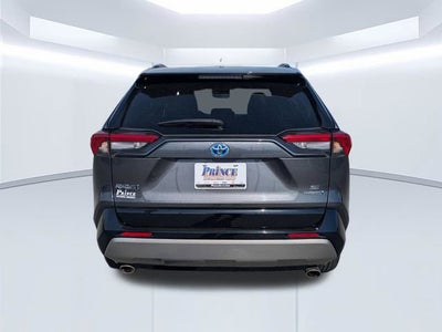 2023 Toyota RAV4 Hybrid SE