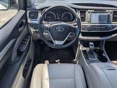 2017 Toyota Highlander XLE