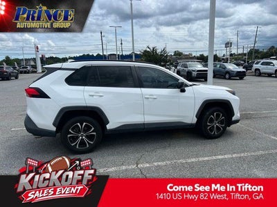 2020 Toyota RAV4 LE