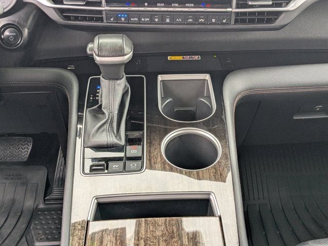 2025 Toyota Sienna Platinum 7 Passenger