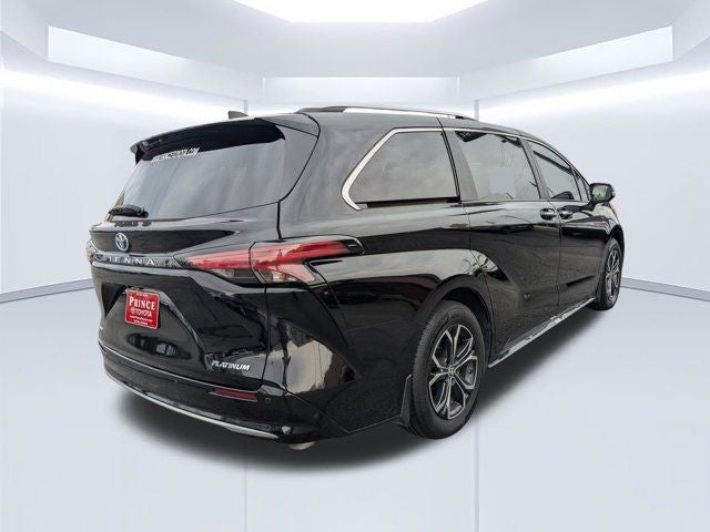 2025 Toyota Sienna Platinum 7 Passenger