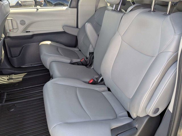 2024 Toyota Sienna XLE 8 Passenger
