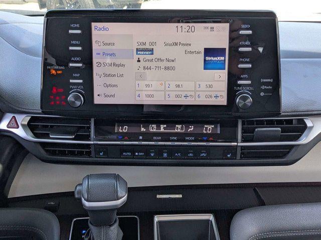 2024 Toyota Sienna XLE 8 Passenger