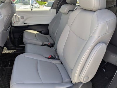 2025 Toyota Sienna XLE 8 Passenger