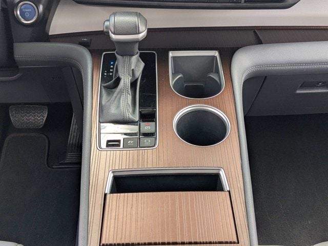 2024 Toyota Sienna XLE 8 Passenger