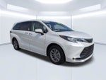 2024 Toyota Sienna XLE 8 Passenger