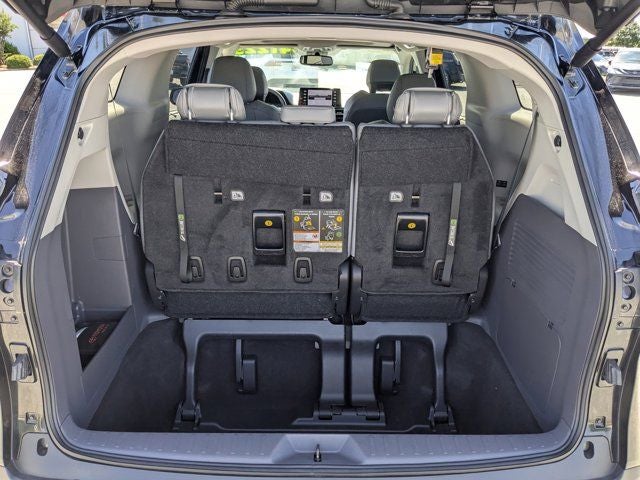 2023 Toyota Sienna XLE 7 Passenger