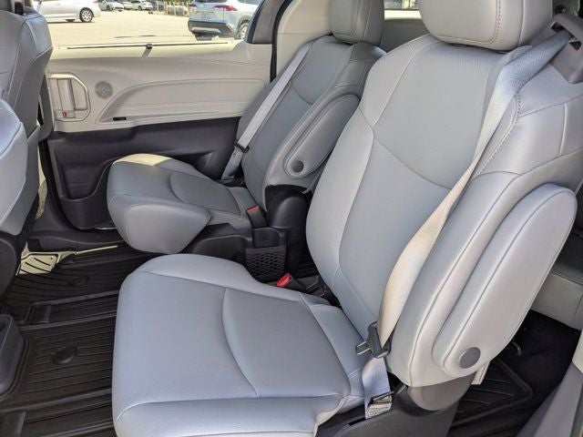 2023 Toyota Sienna XLE 7 Passenger