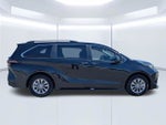 2023 Toyota Sienna XLE 7 Passenger