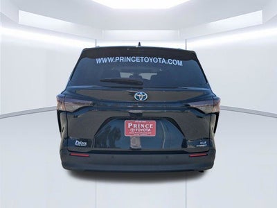 2023 Toyota Sienna XLE 7 Passenger