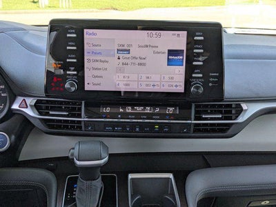 2023 Toyota Sienna XLE 7 Passenger