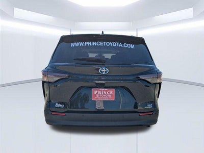 2023 Toyota Sienna XLE 7 Passenger