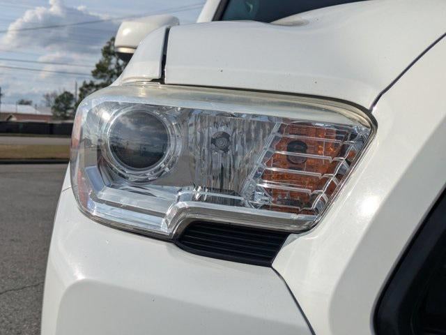 2017 Toyota Tacoma SR