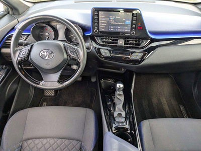 2022 Toyota C-HR XLE