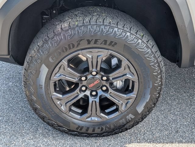2024 GMC Canyon Elevation