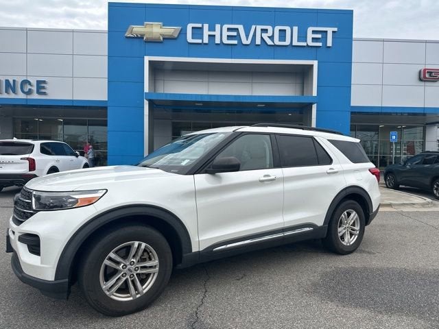 2020 Ford Explorer XLT RWD's photo