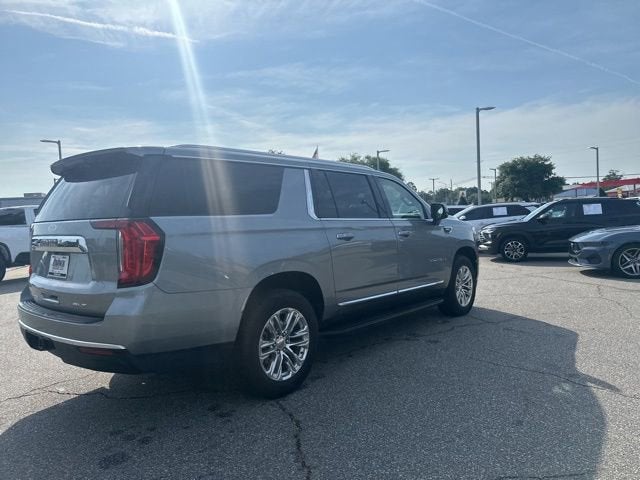 2024 GMC Yukon XL SLT
