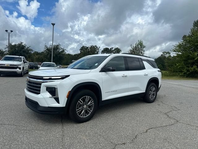 2024 Chevrolet Traverse LT