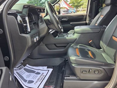 2025 GMC Sierra 2500 HD AT4