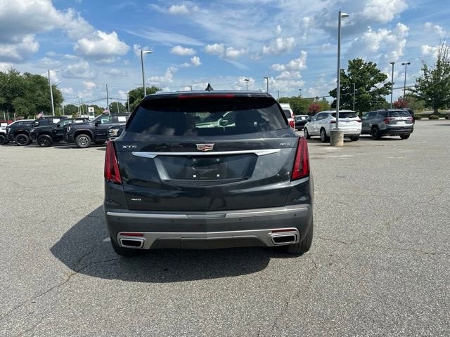 2022 Cadillac XT5 Premium Luxury