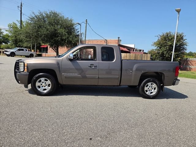 Used 2008 Chevrolet Silverado 1500 1LT with VIN 2GCEC19J481188908 for sale in Albany, GA