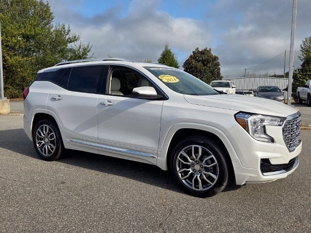 2024 GMC Terrain Denali