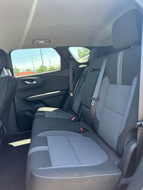2025 Chevrolet Blazer 2.0T 2LT FWD's photo
