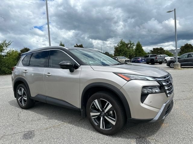 2025 Nissan Rogue SL
